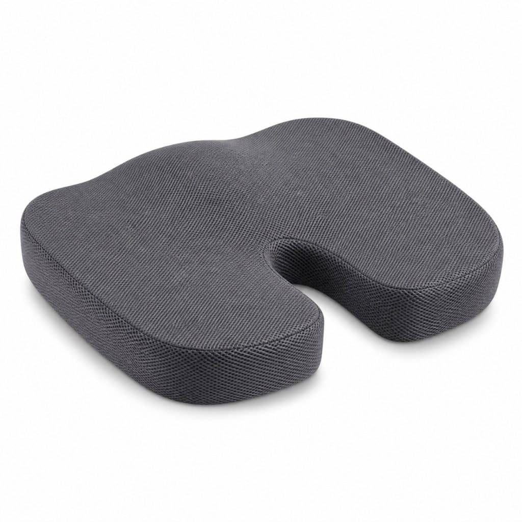 Coussin de siège pour position assise post-partum présenté seul